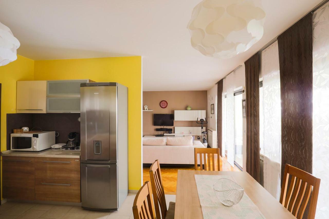 Vrata Jadrana Apartment Rijeka Exterior photo
